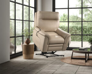 Parker Knoll Hudson 23 Leather Rise & Recline Chair