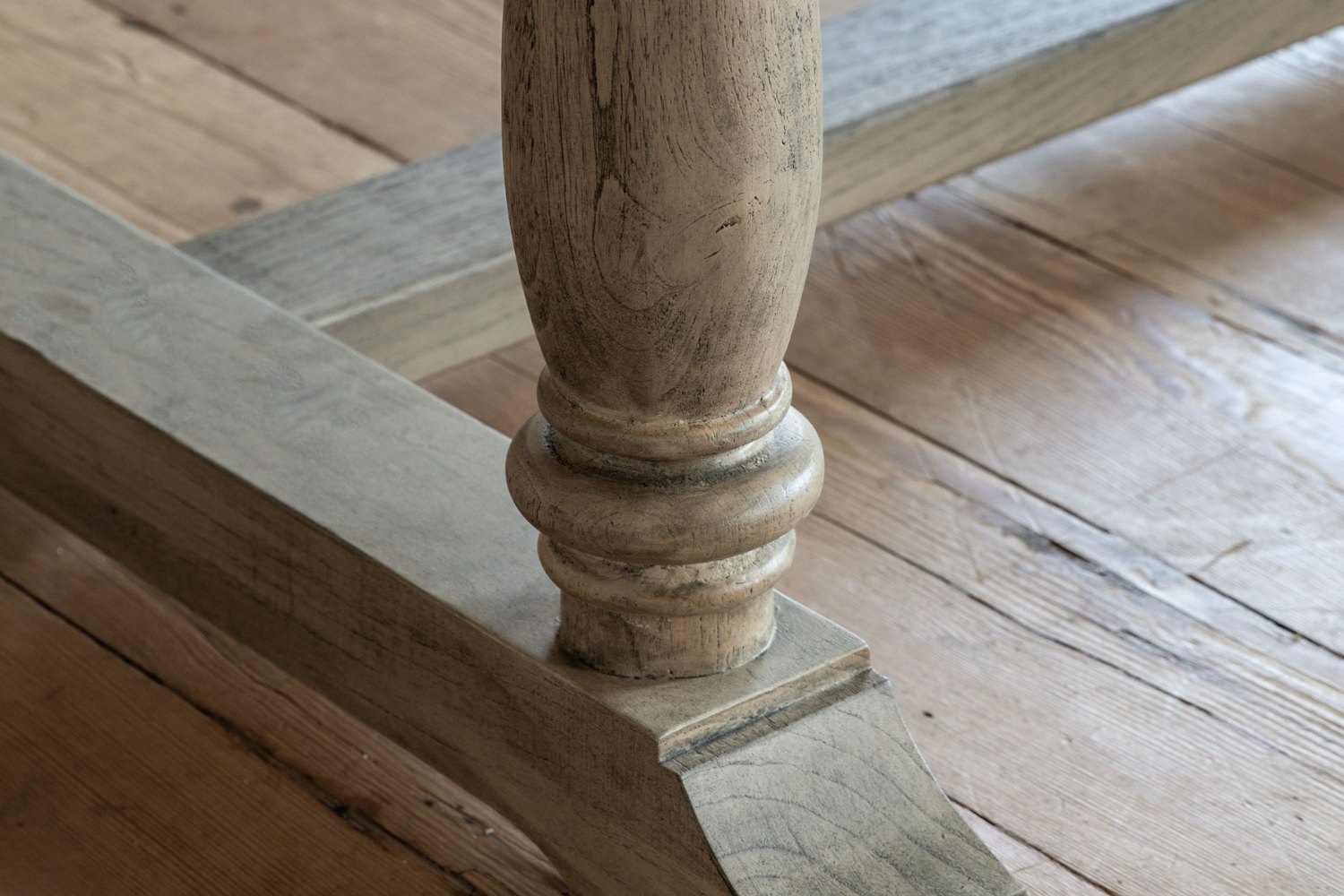 Rustique Extending Dining Table - Image 4